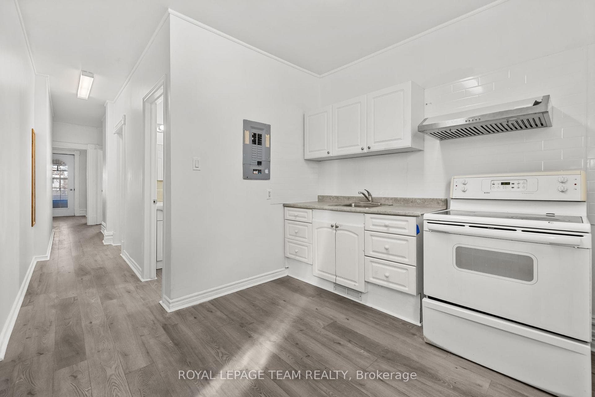 824 Somerset Street Unit B photo 5