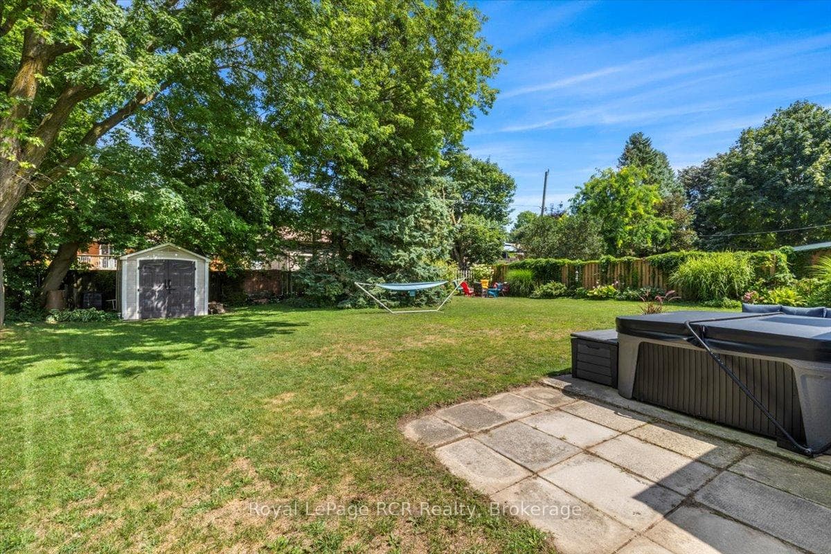 561 18th Avenue photo 25