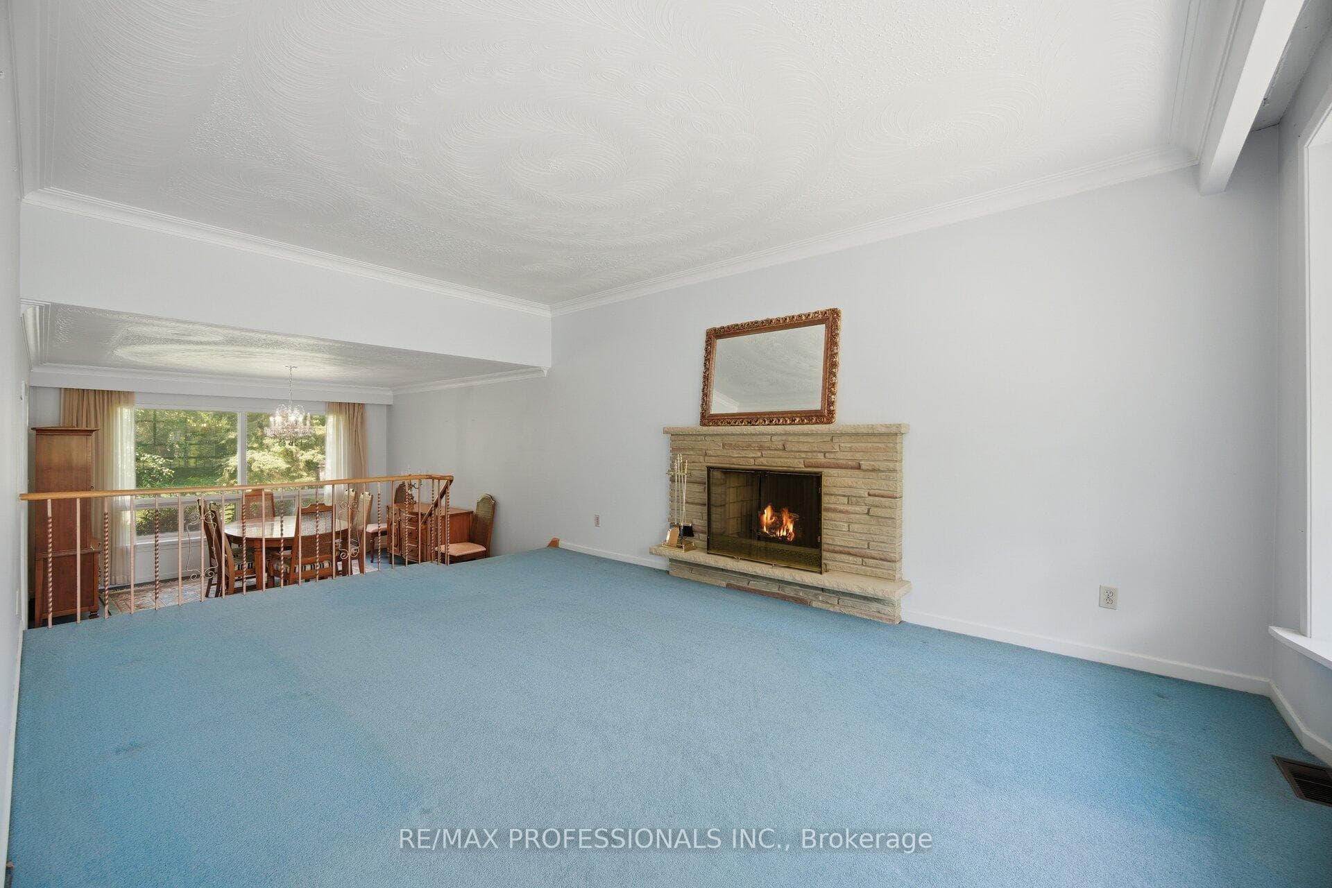 30 Grasspoint Crescent photo 7