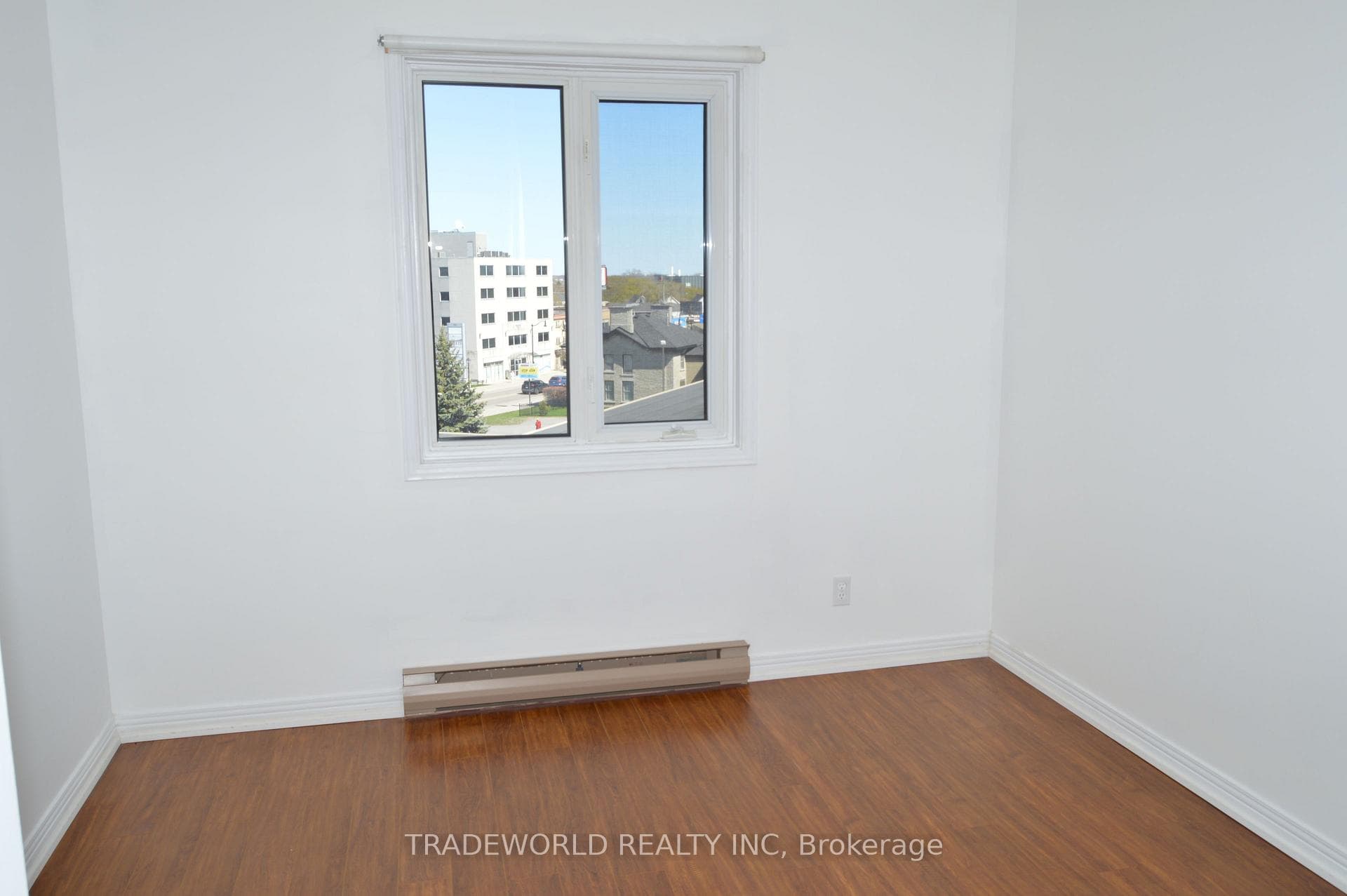 315 Regent Street Unit 502 photo 13