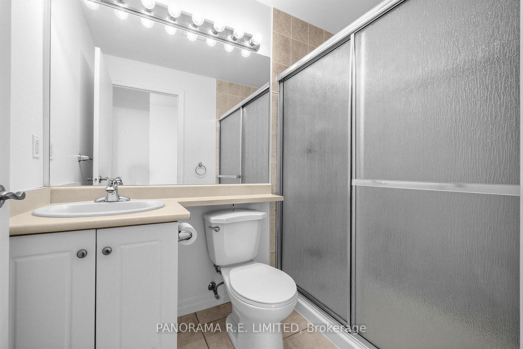 1359 Rathburn Road Unit 1705 photo 8