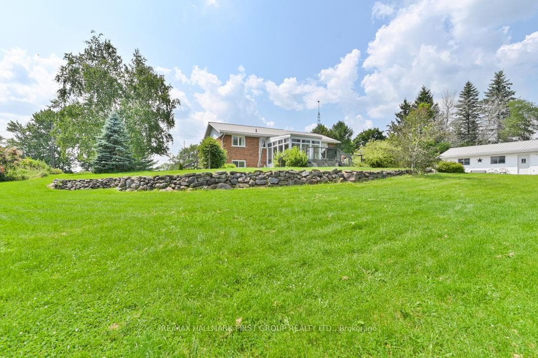 112 Stoco Road photo 3