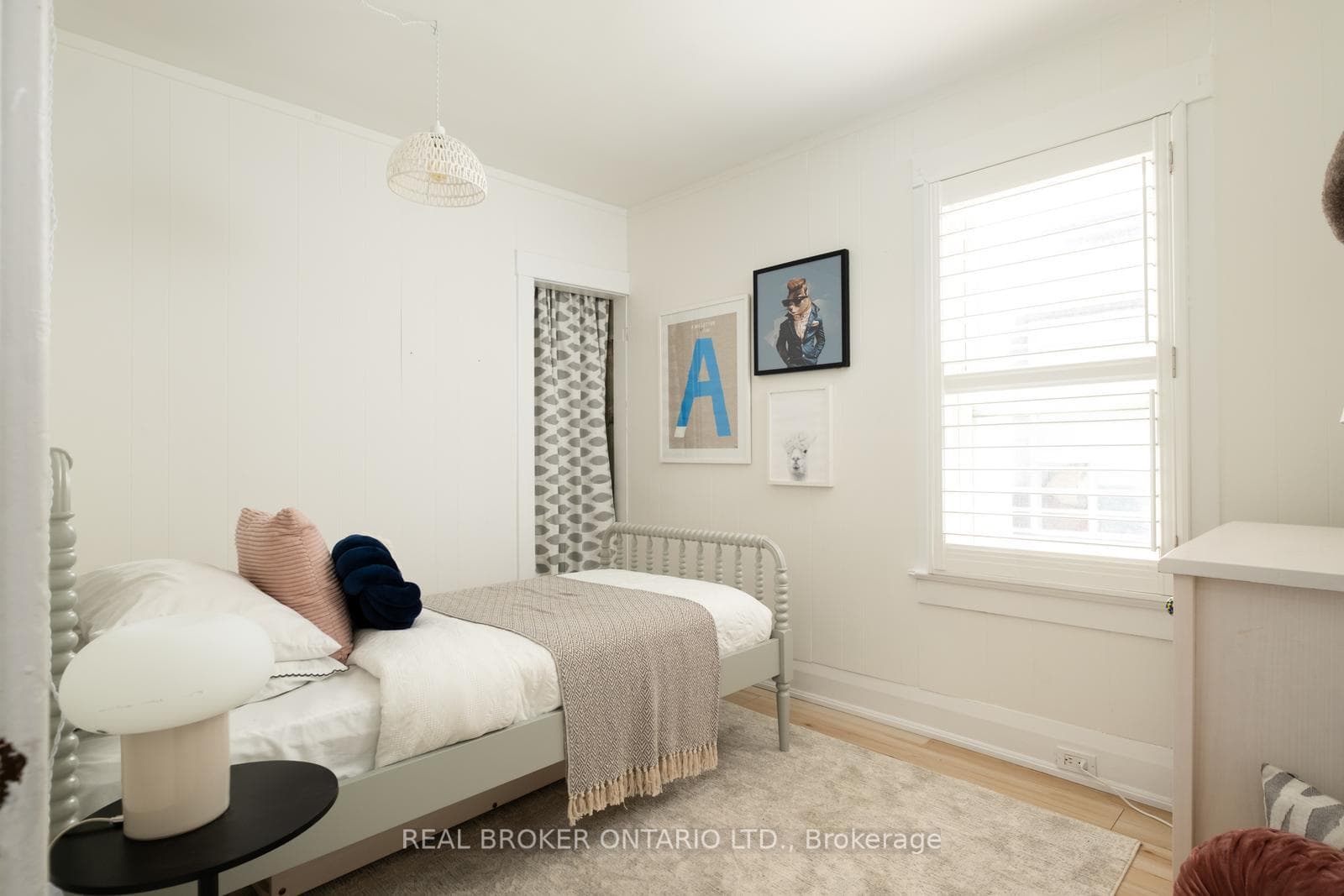 8 Stephenson Avenue photo 13