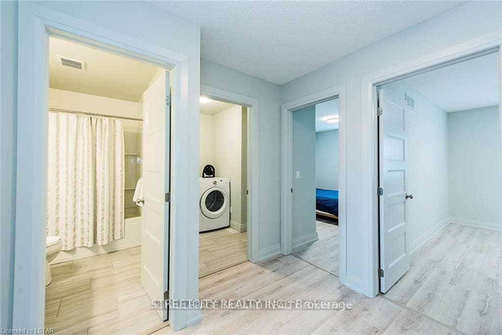 3025 Singleton Avenue Unit 100 photo 20