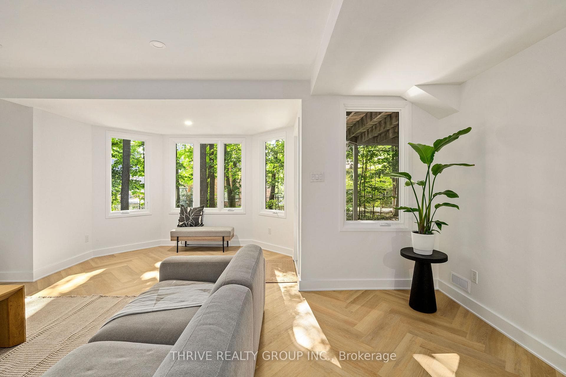 52 Birchmount Walk photo 42