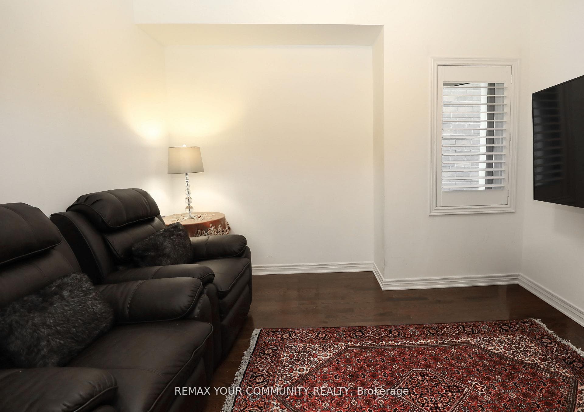 39 Kavanagh Avenue photo 5