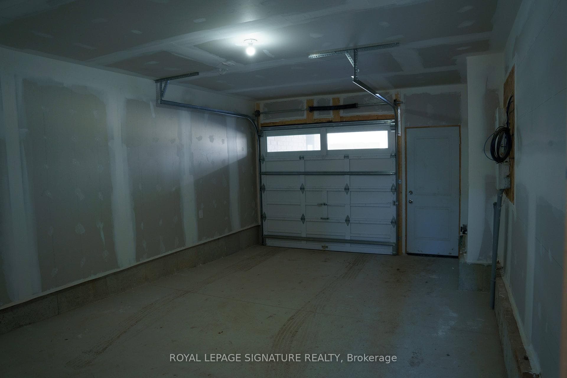 150 Glendale Avenue Unit 44 photo 8