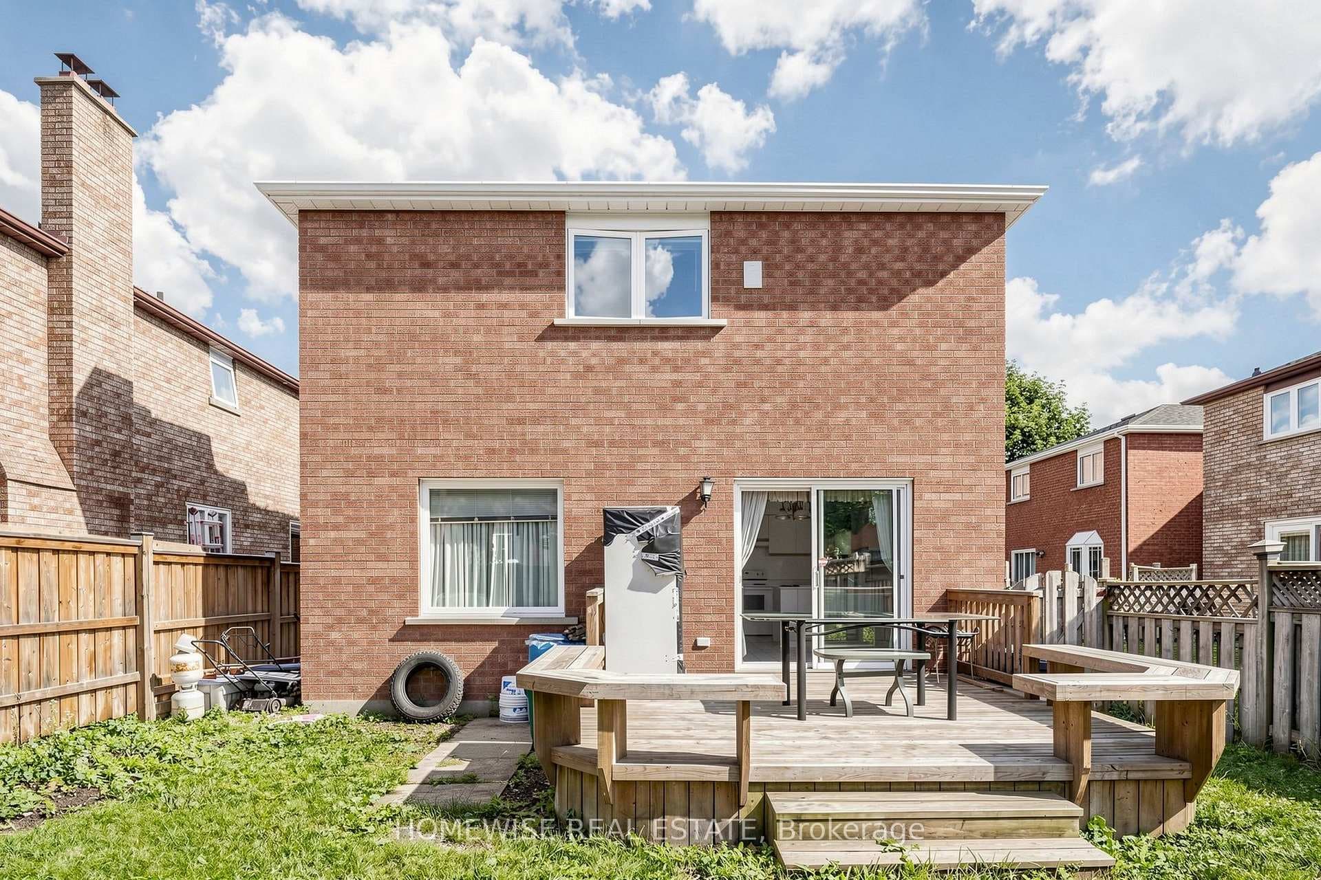 11 Briarcliffe Crescent photo 47