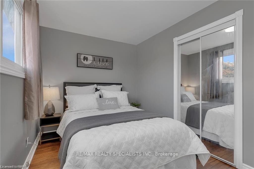 8 Allanburg Road Unit (Upper) photo 10