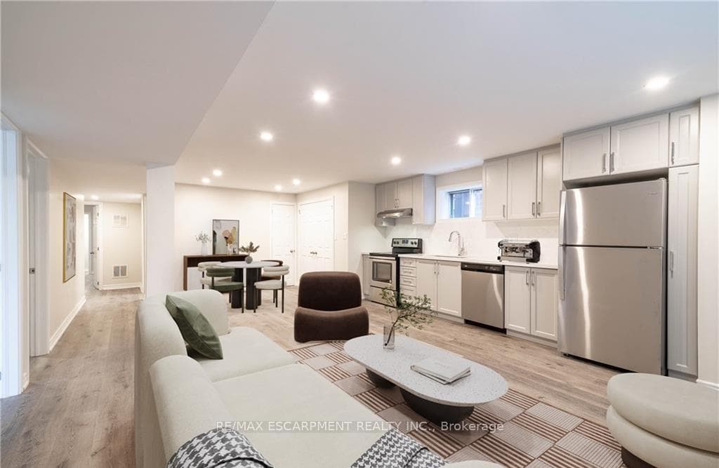 347 Clifton Downs Unit 2 photo 1