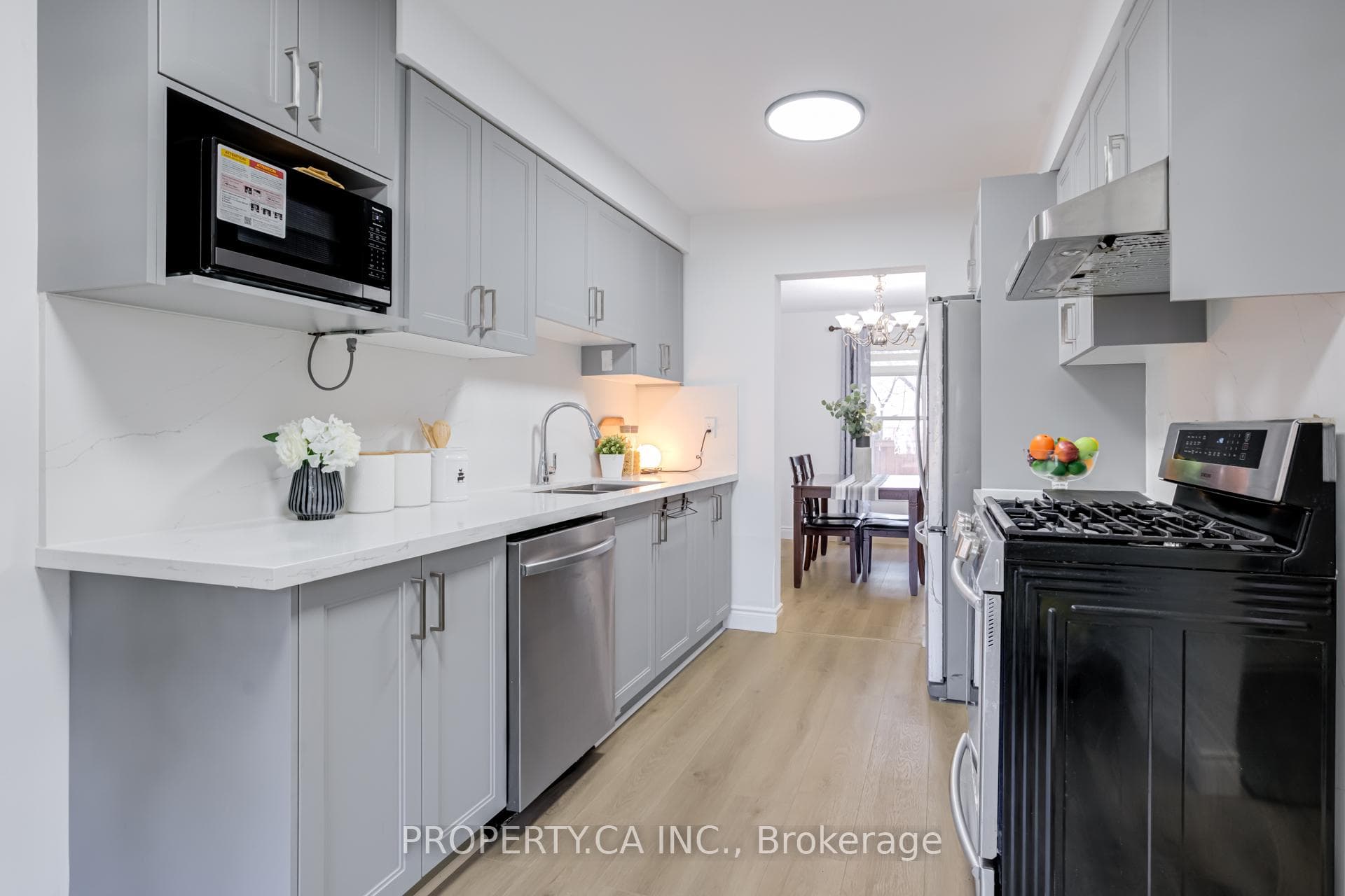 24 Ridler Court photo 5