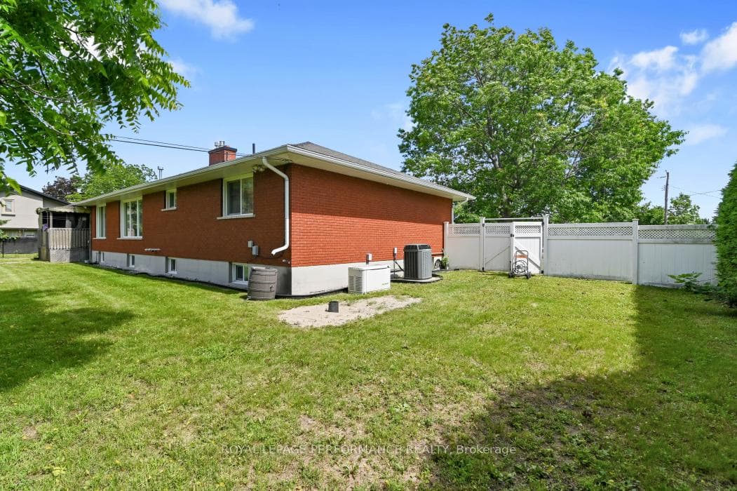 23 Elma Street photo 31
