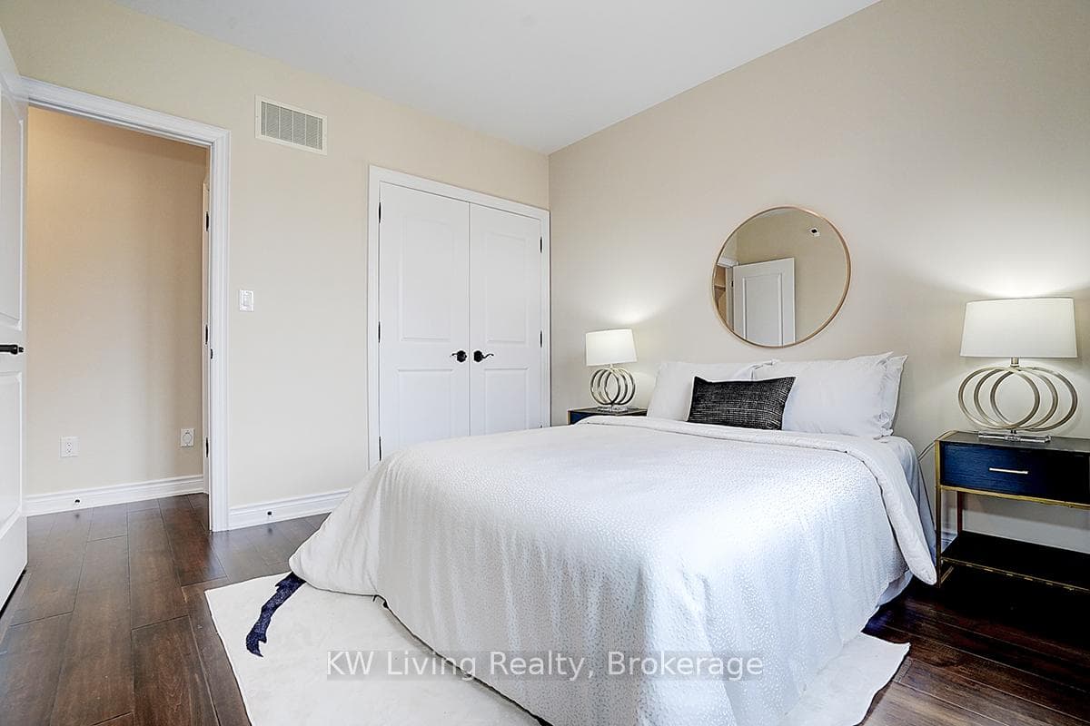 292 Angus Glen Boulevard photo 30