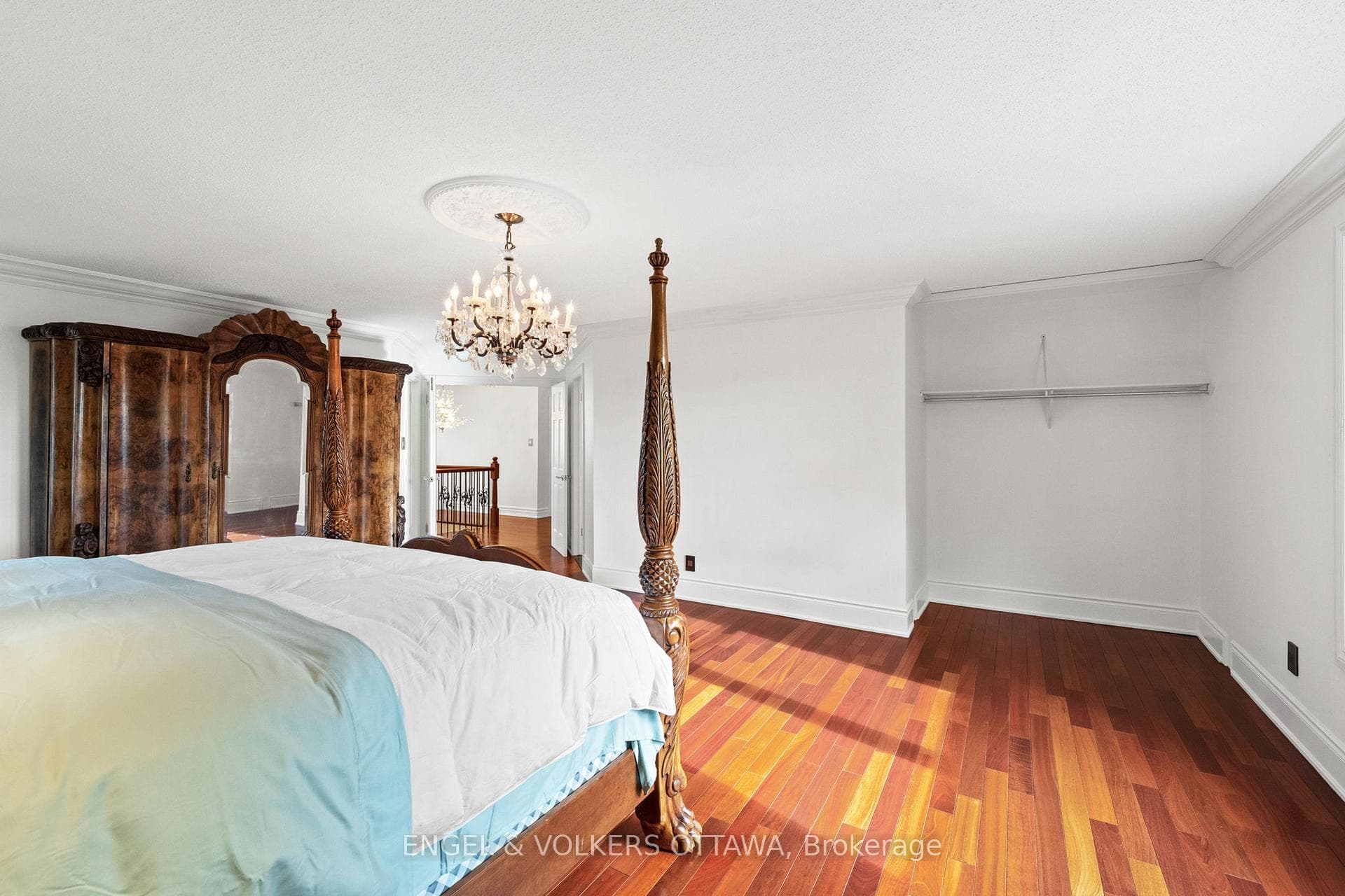 563 Merkley Drive photo 20