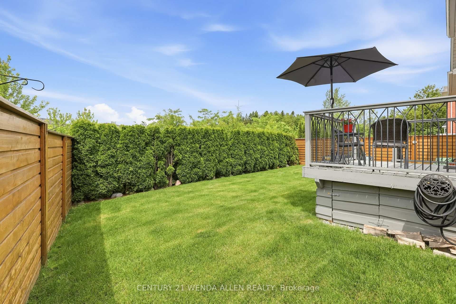 2 Rushlands Crescent photo 35