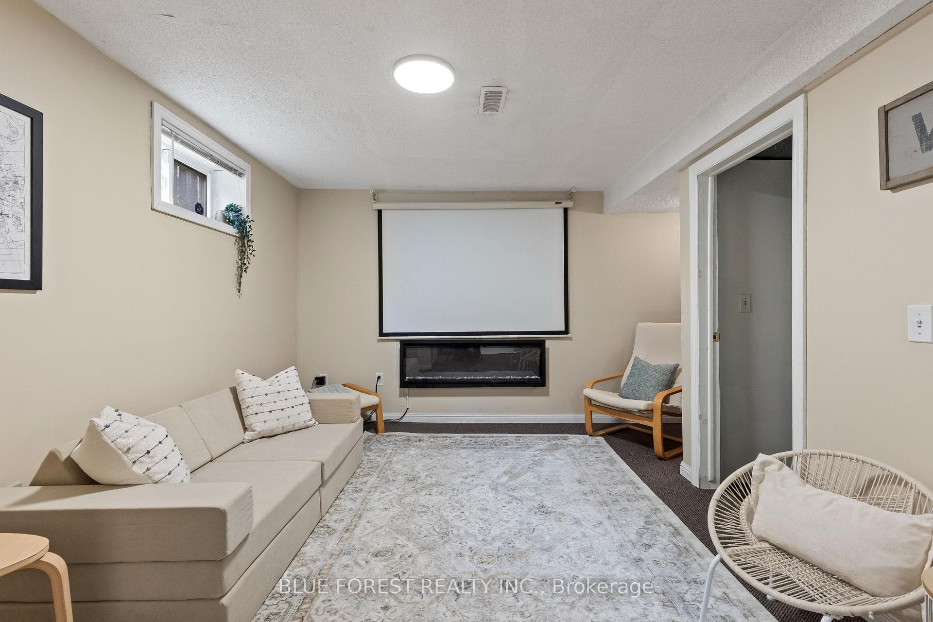 325 Emery Street photo 20