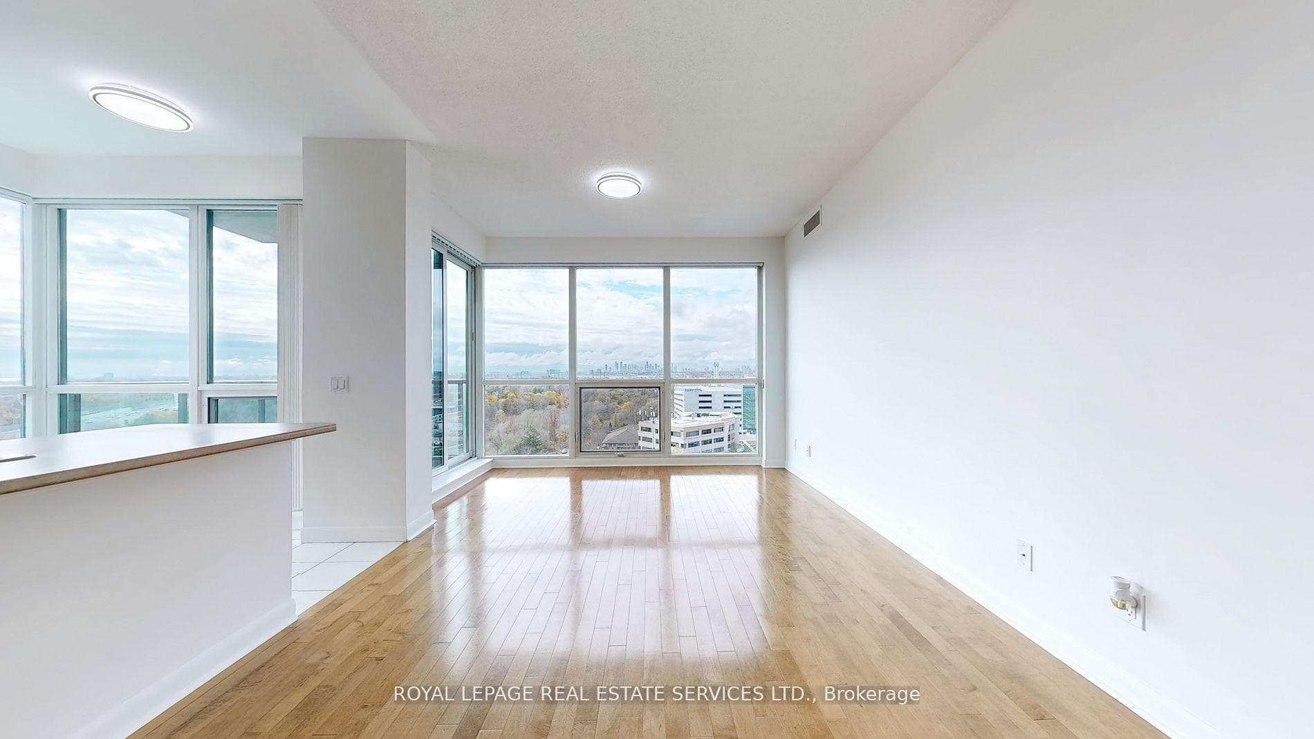 225 Sherway Gardens Road Unit 1209 photo 8