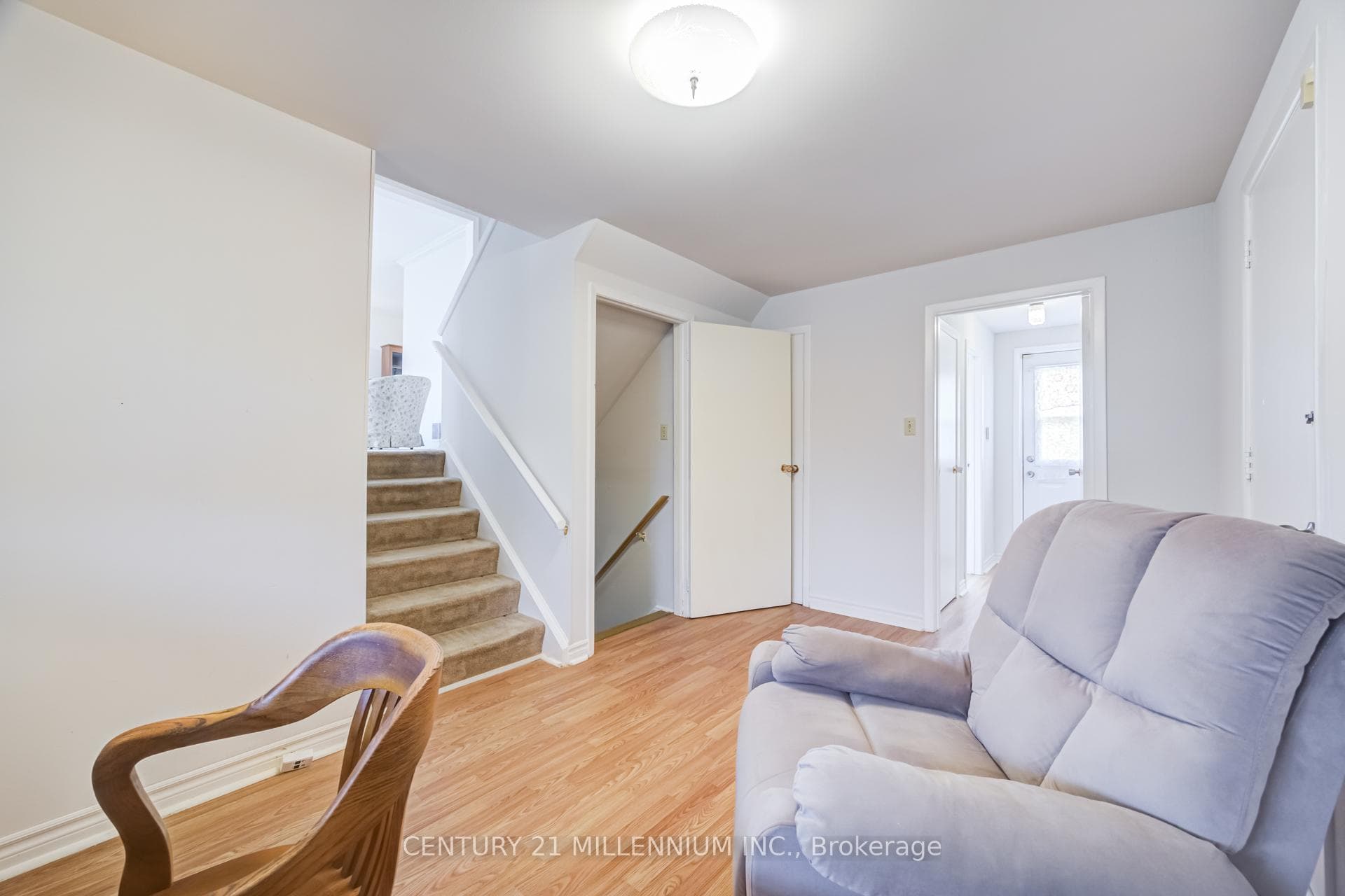 39 Greystone Crescent photo 16