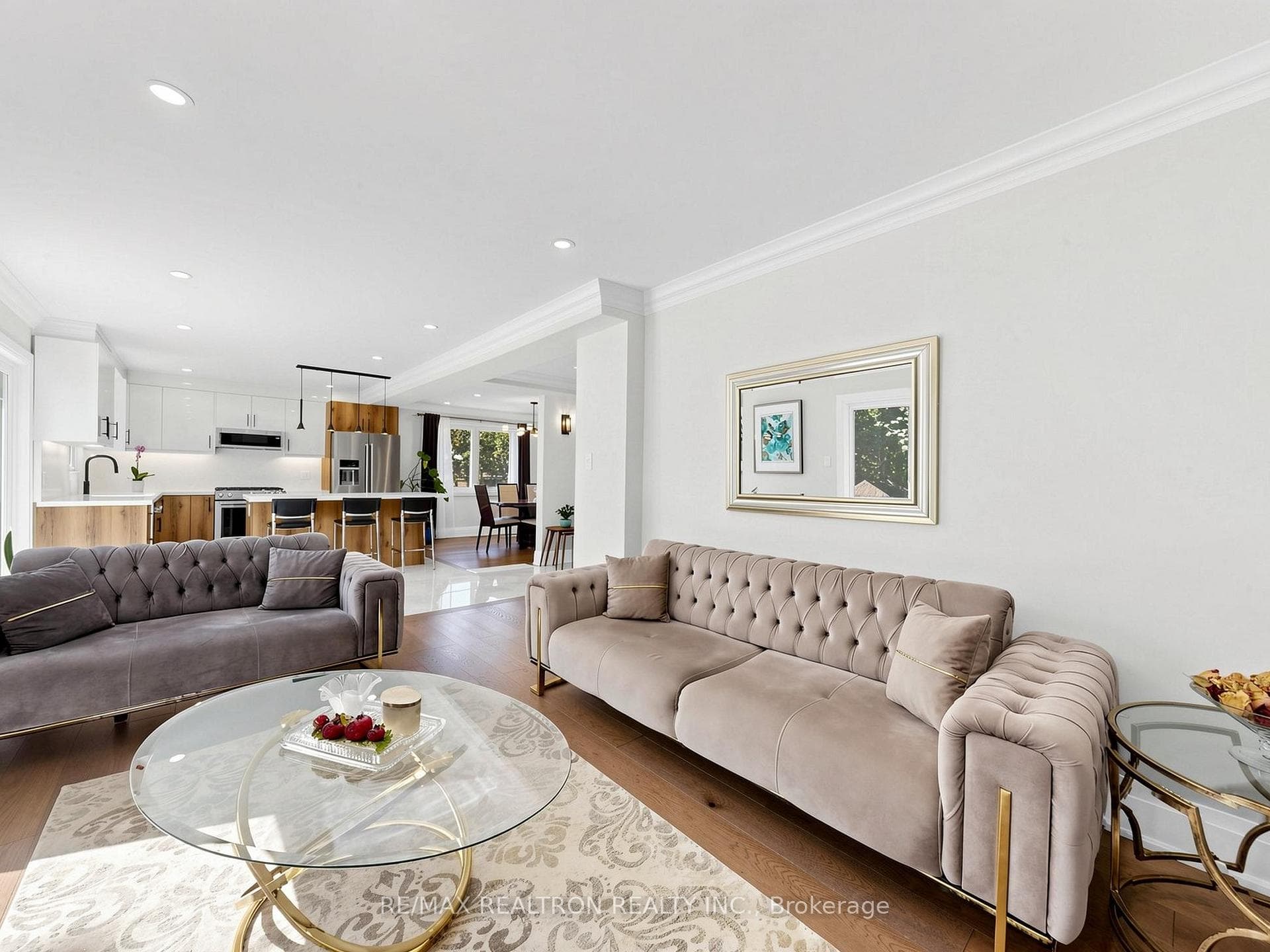 132 Stilecroft Drive photo 13