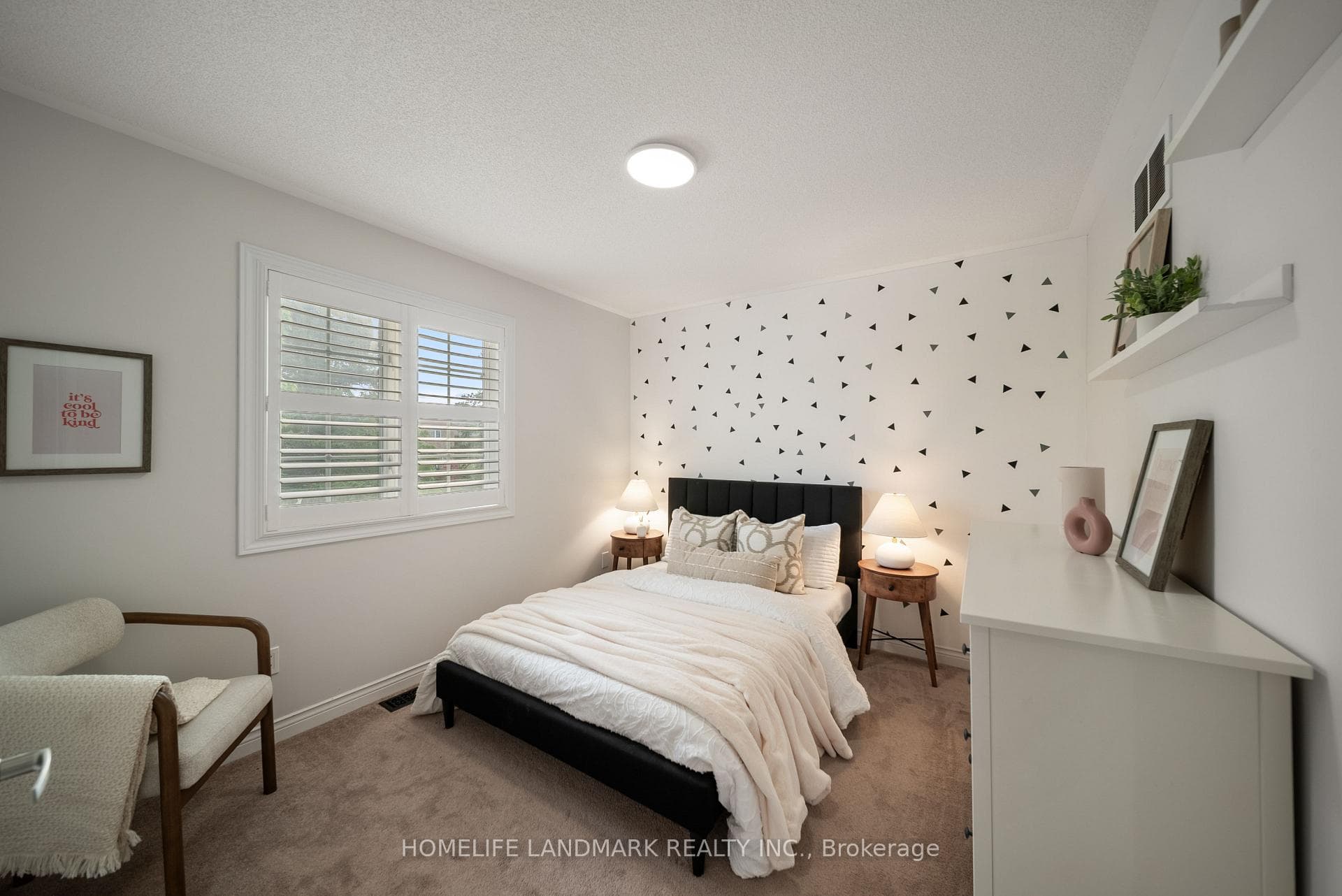 50 Keith-Wright Crescent photo 37