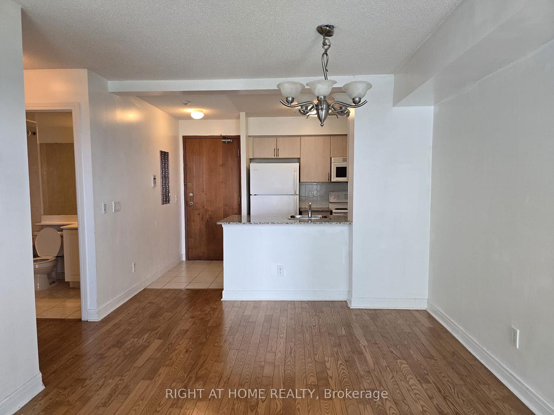 living / dining