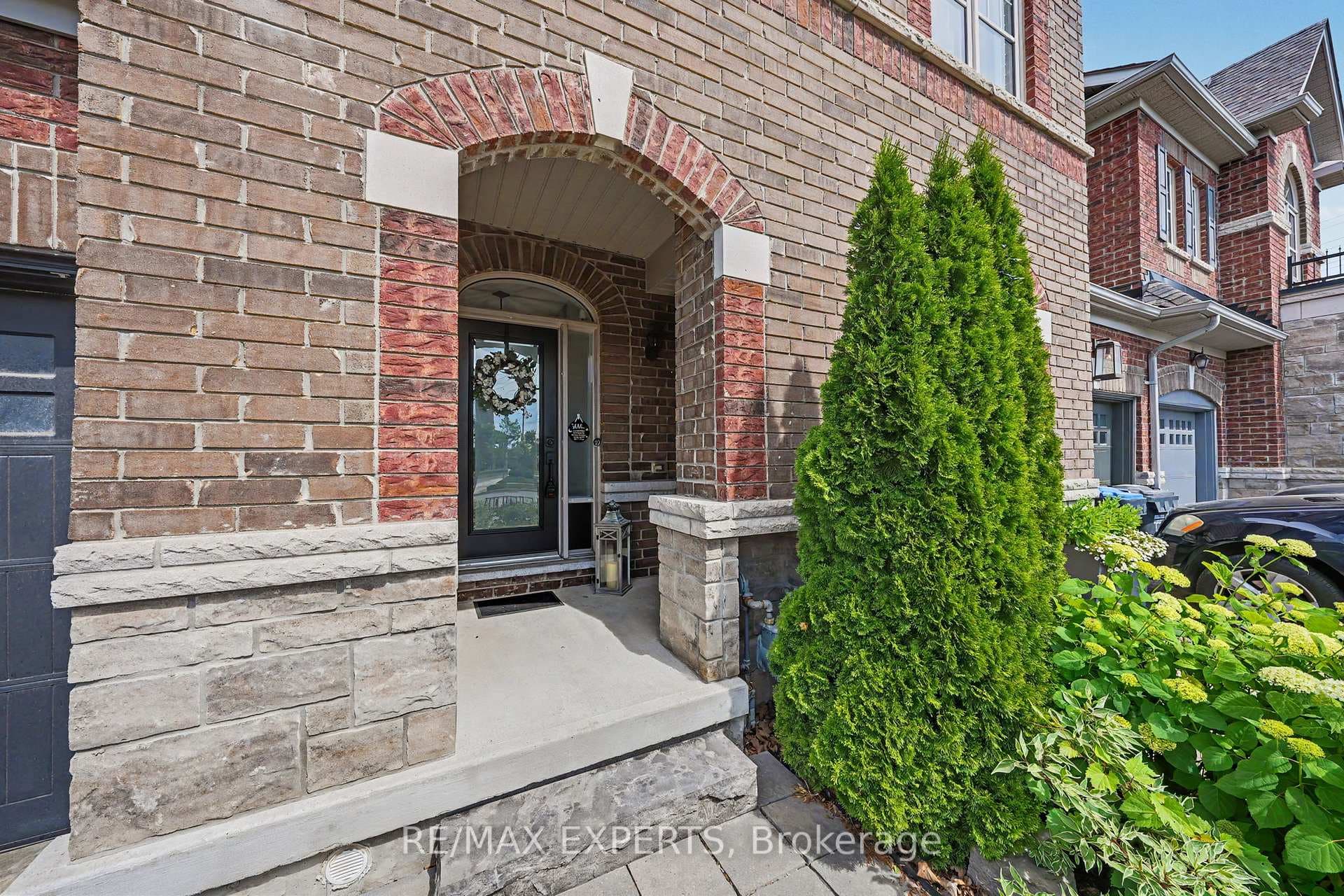 8 Morra Avenue photo 2