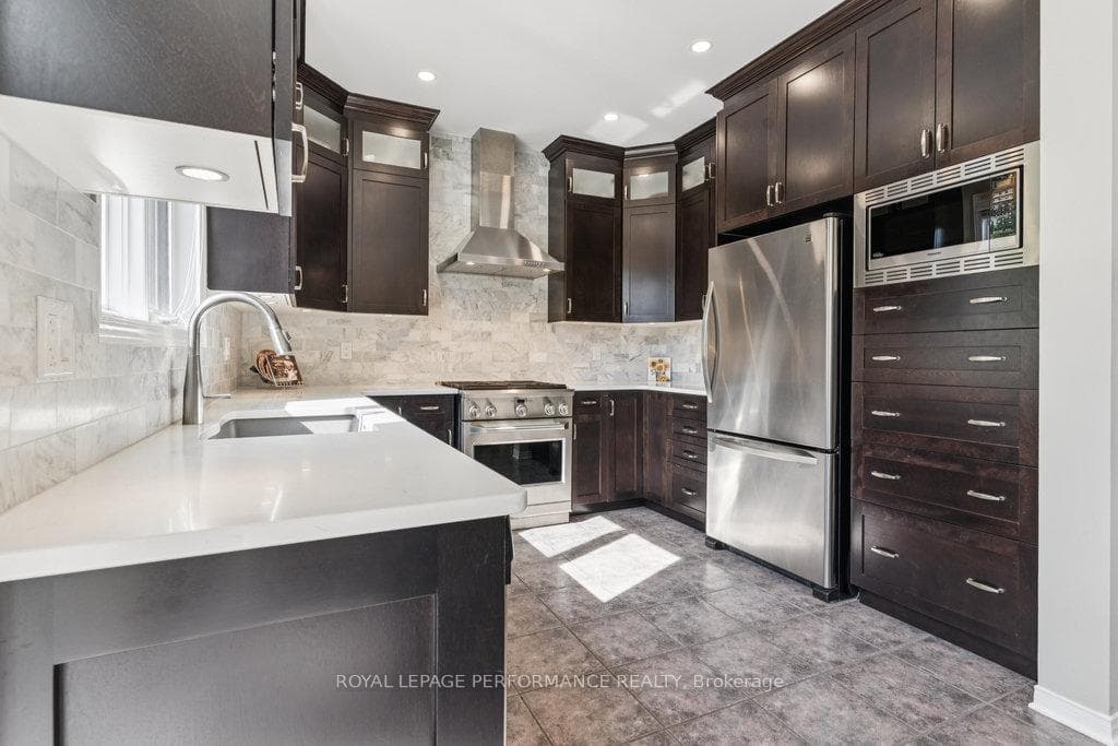 Elegant Quartz Countertops