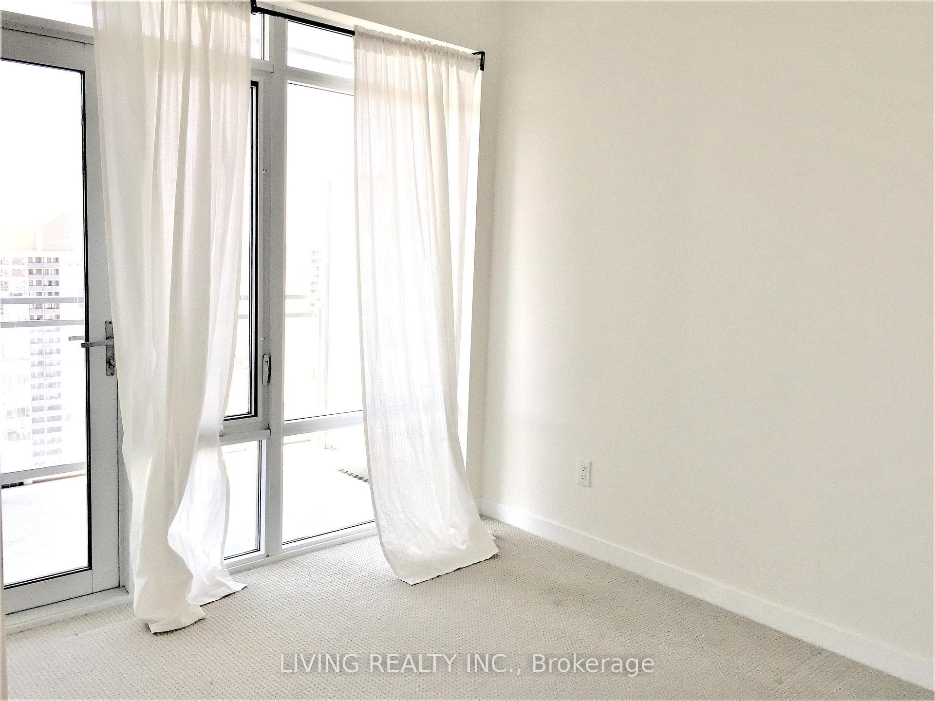 360 Square One Drive Unit 2205 photo 9
