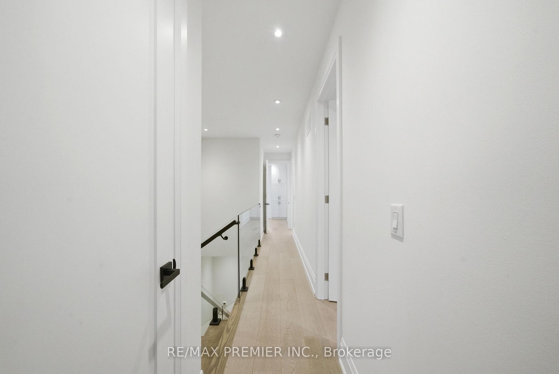 23B Maple Avenue photo 18