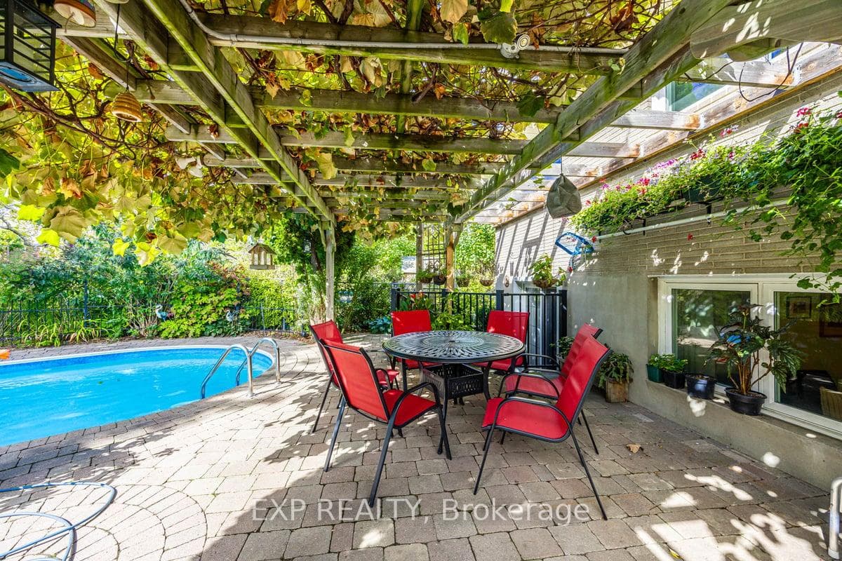 973 Sierra Boulevard photo 20