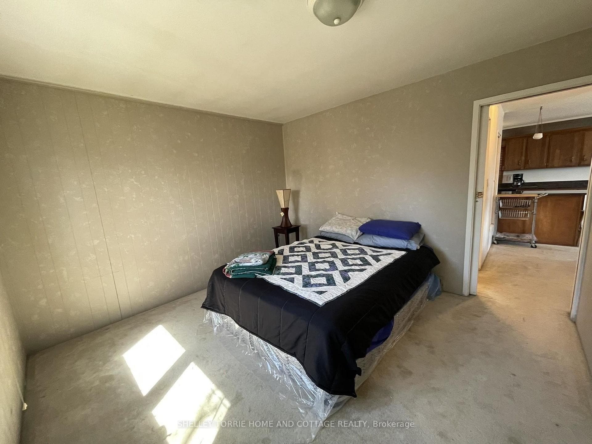 411 Lakeview Drive photo 16