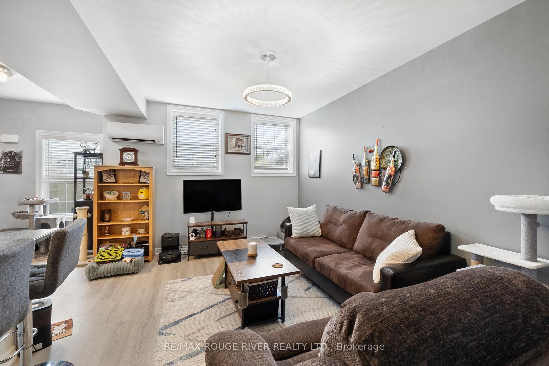 430 Lonsberry Drive Unit 101 photo 12
