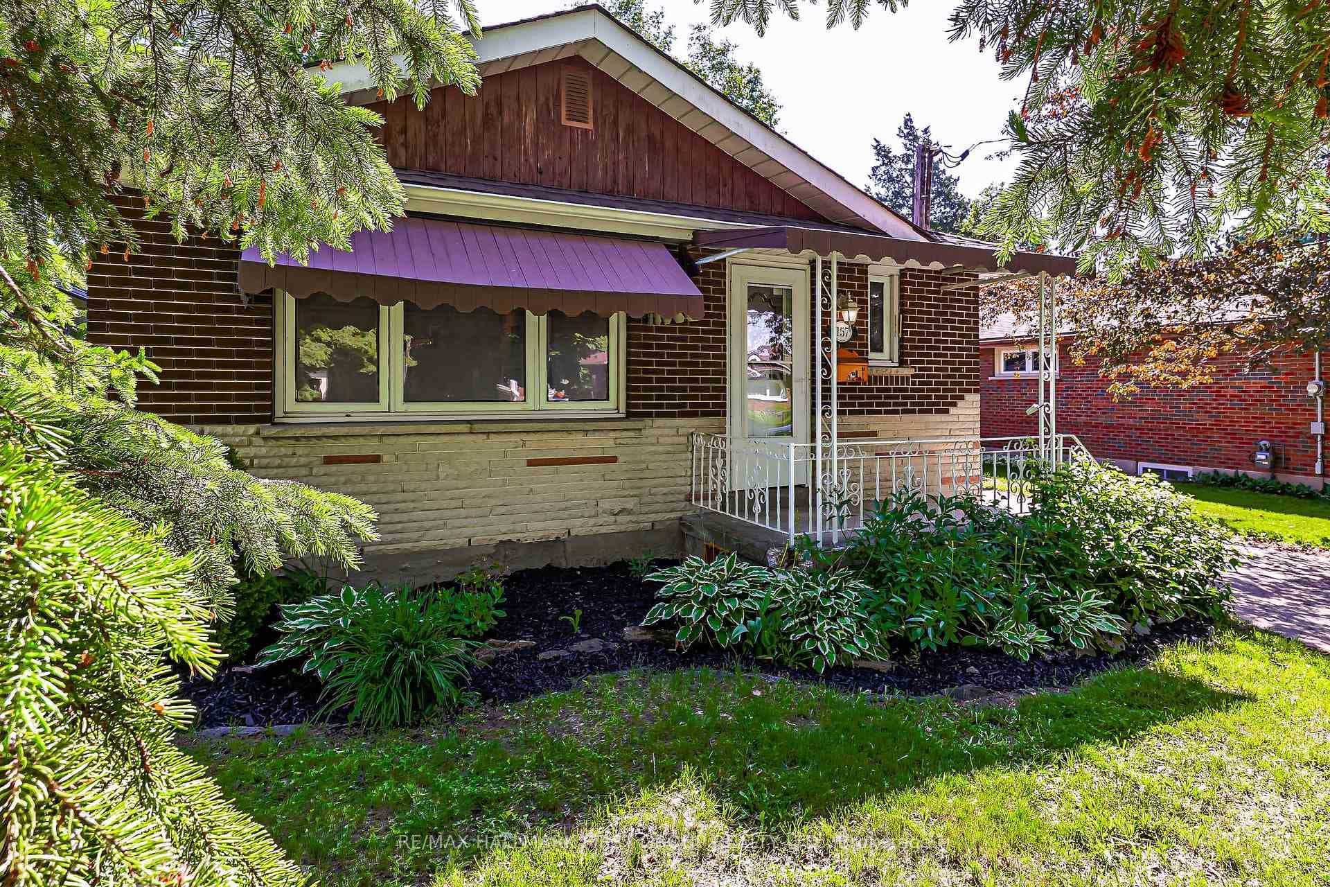 157 Eastmount Street photo 3