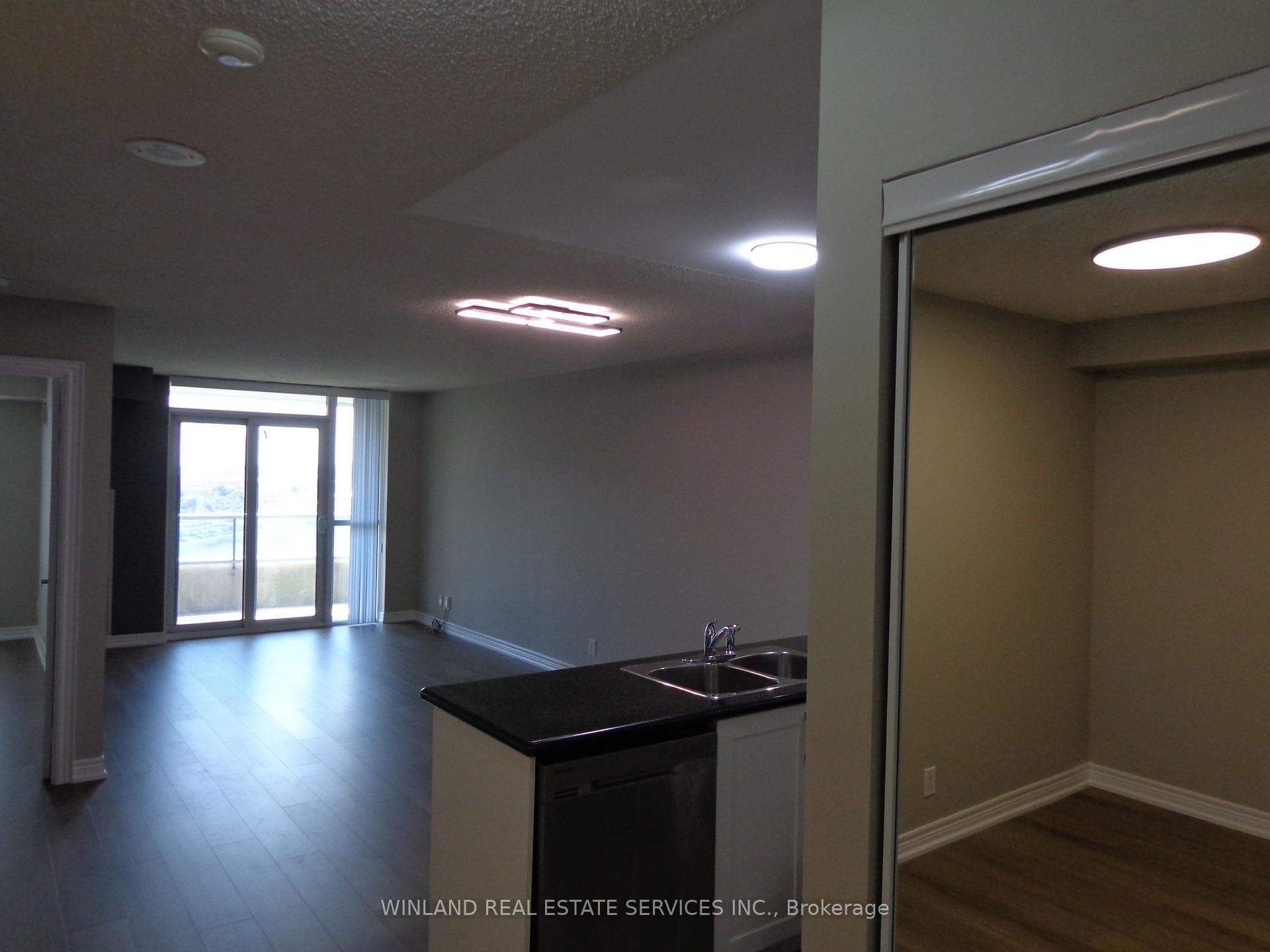 33 Cox Boulevard Unit 1106 photo 10