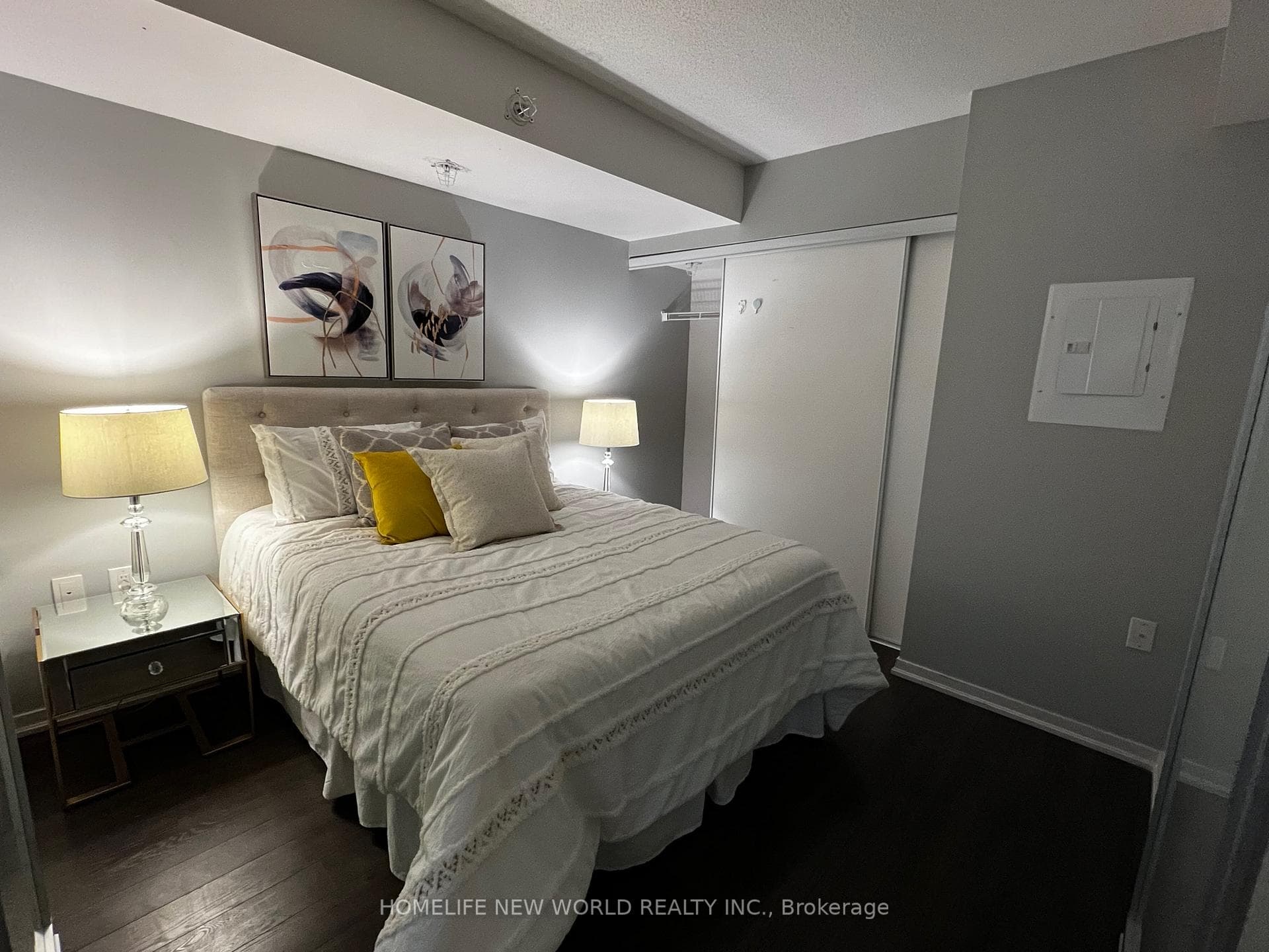 36 Lisgar Street Unit 516E photo 9
