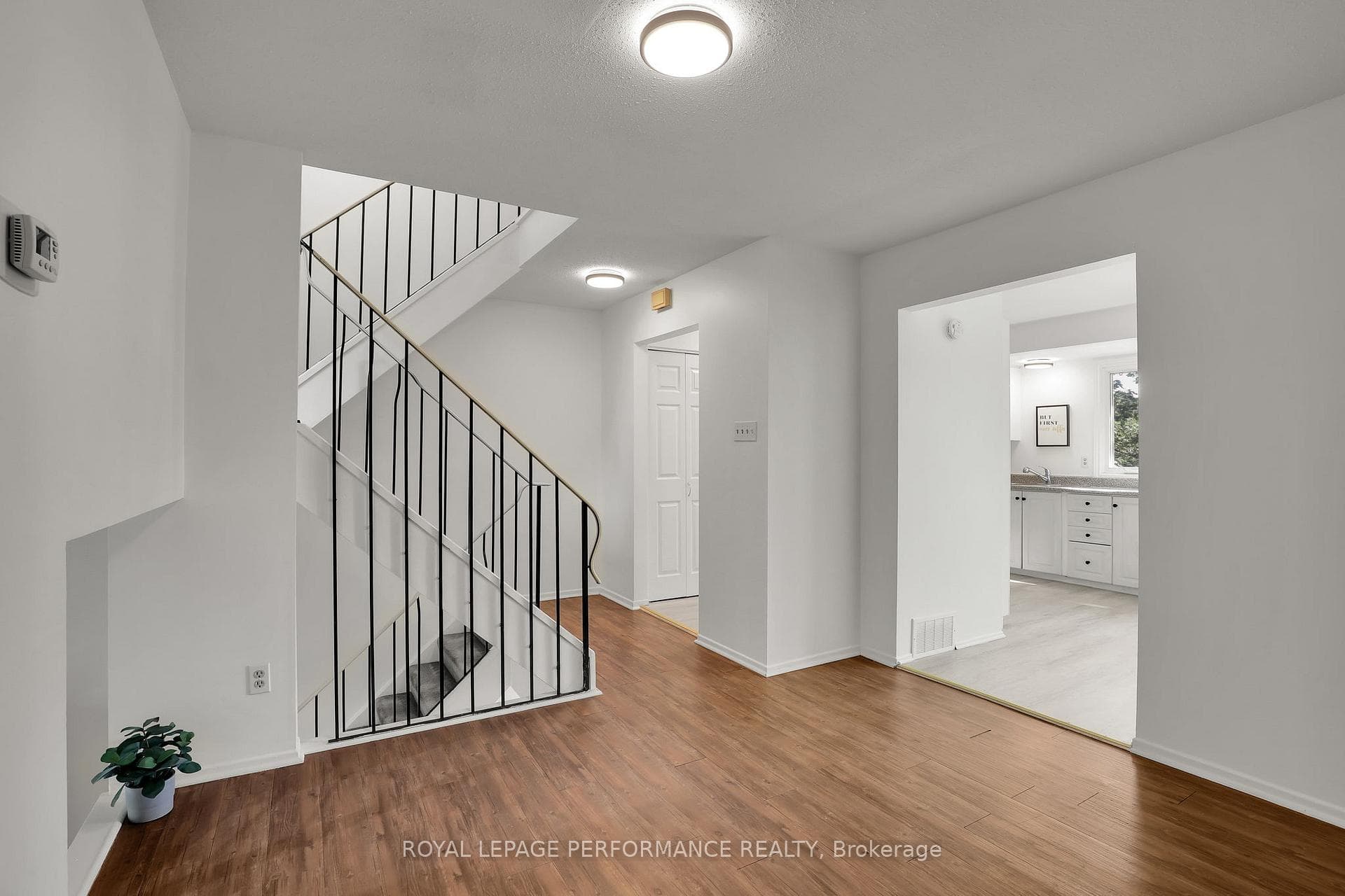 3342 Southgate Road Unit 10 photo 12