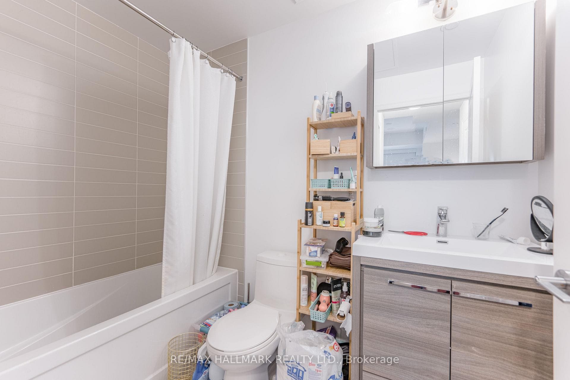 10 Rouge Valley Drive Unit 525A photo 8