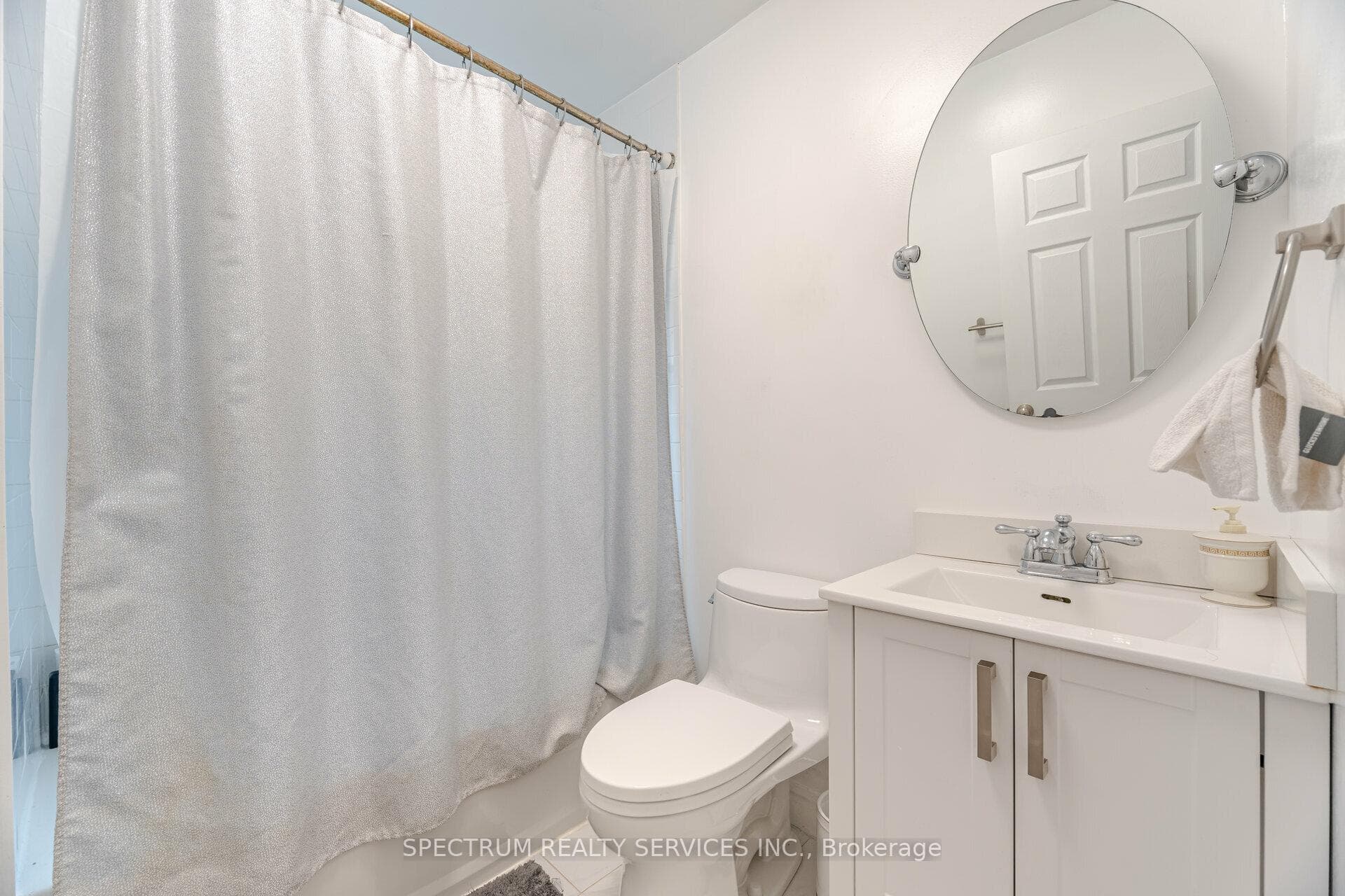 352 Sammon Avenue photo 28