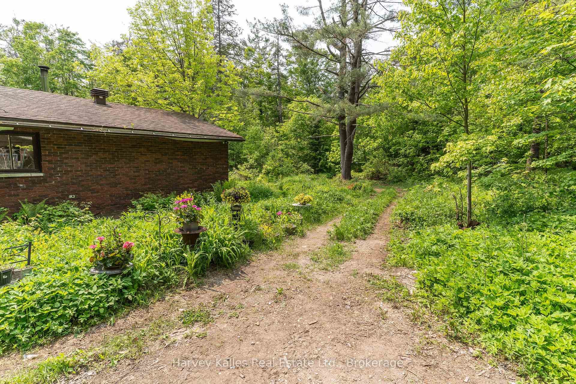 1099 Peterson Road photo 26