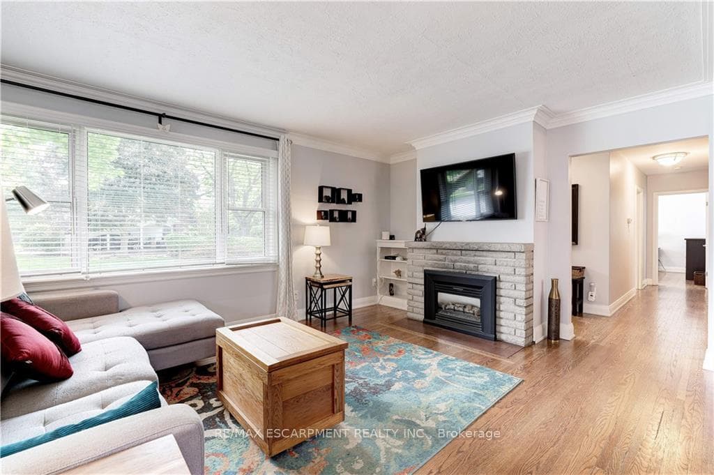 2 Danbury Street photo 19