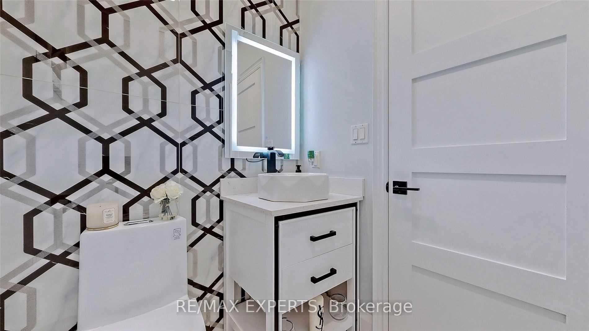 134 Beaconsfield Drive photo 11