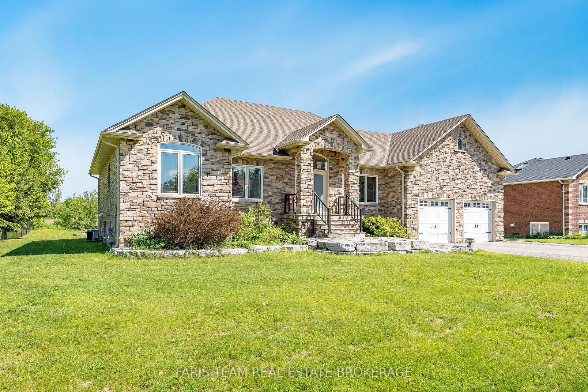 30 Fisher Drive photo 3