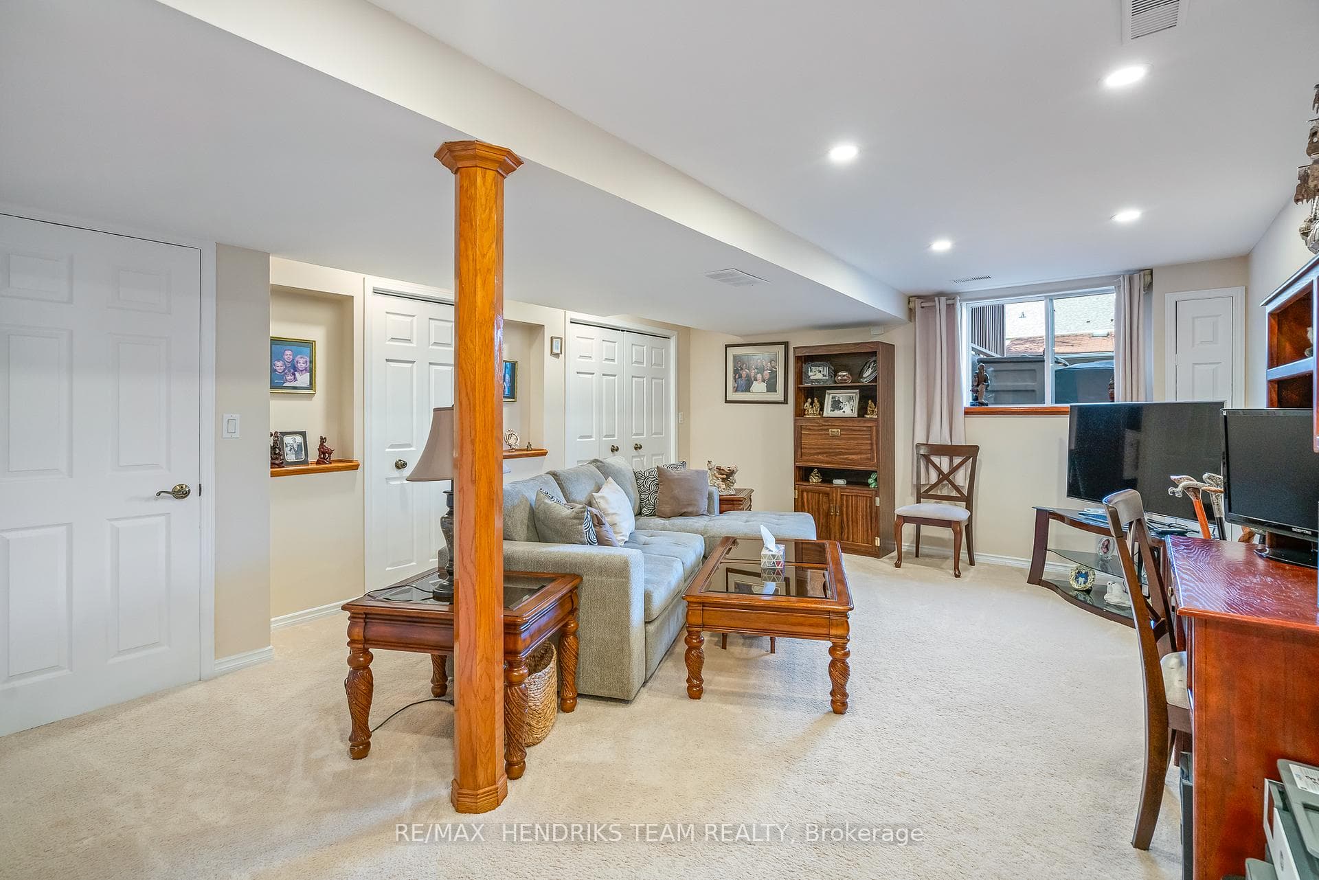 28 Elderberry Avenue photo 23