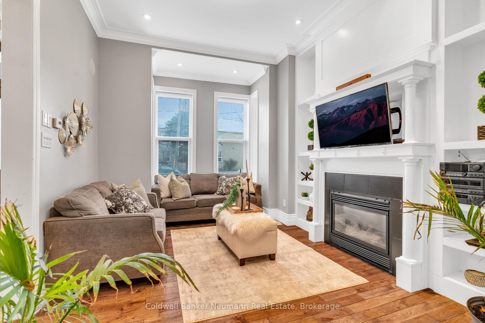 394 Woolwich Street photo 10