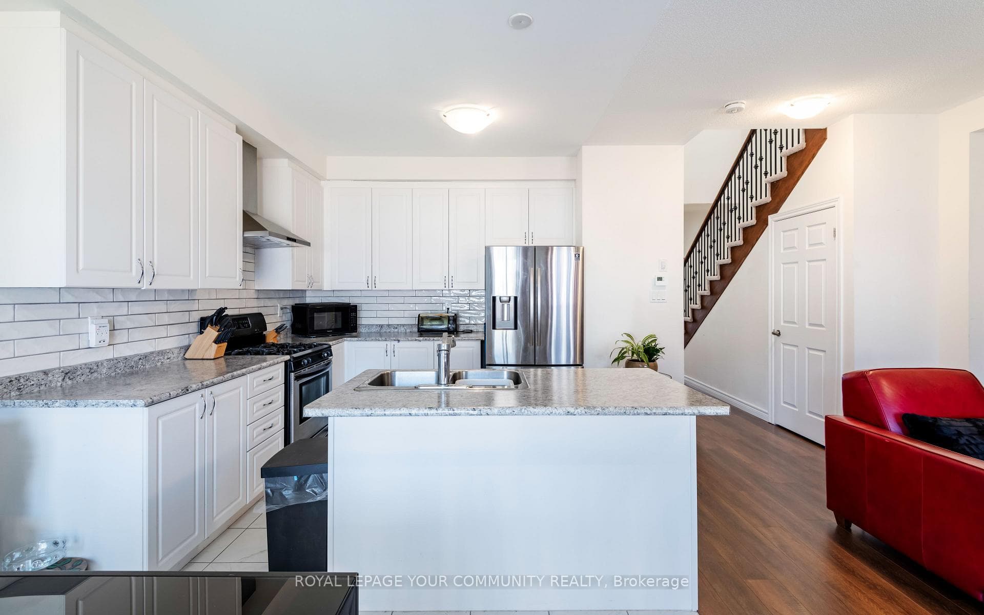 169 Clark Street photo 11