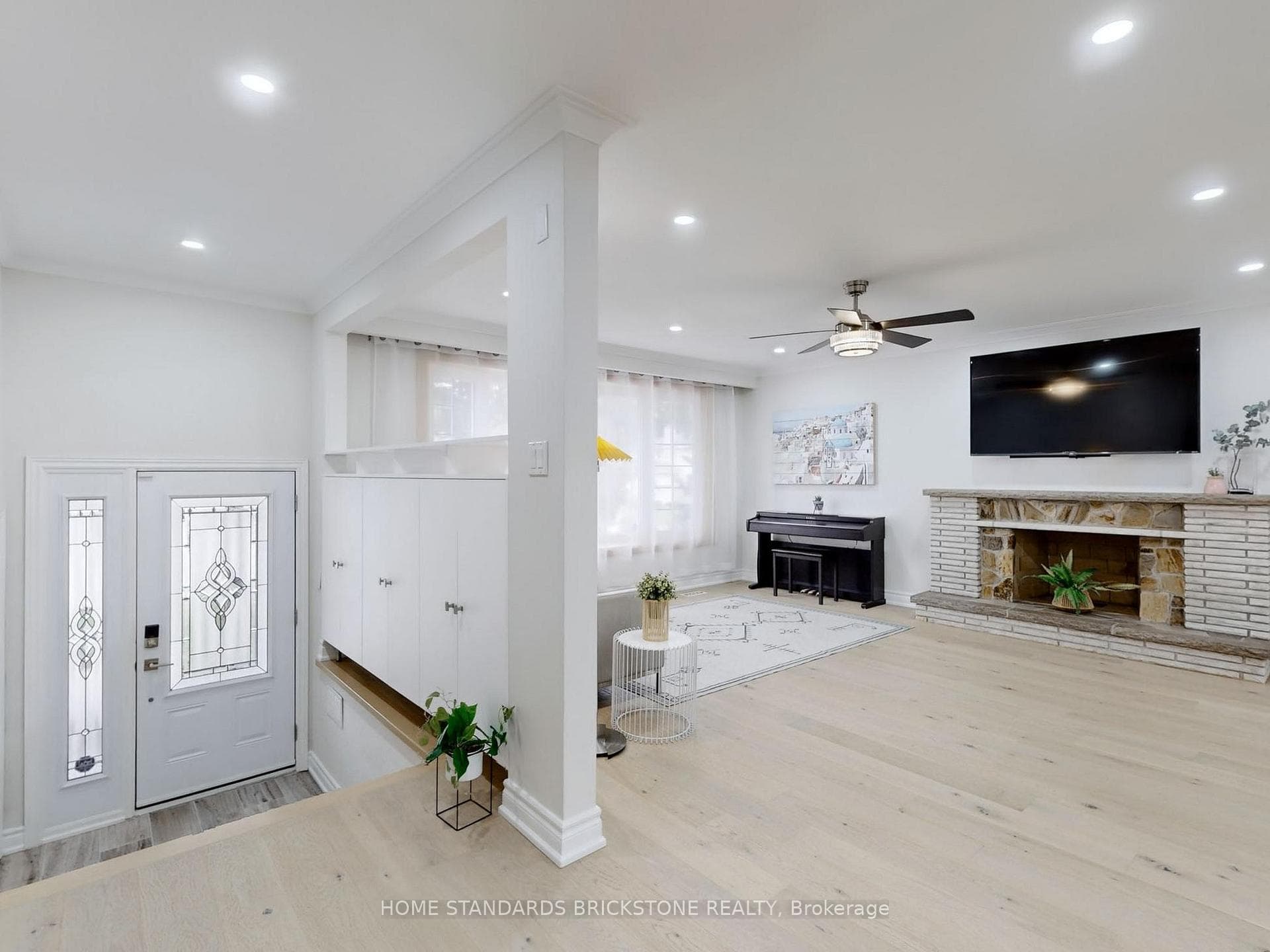 206 Henderson Avenue photo 16