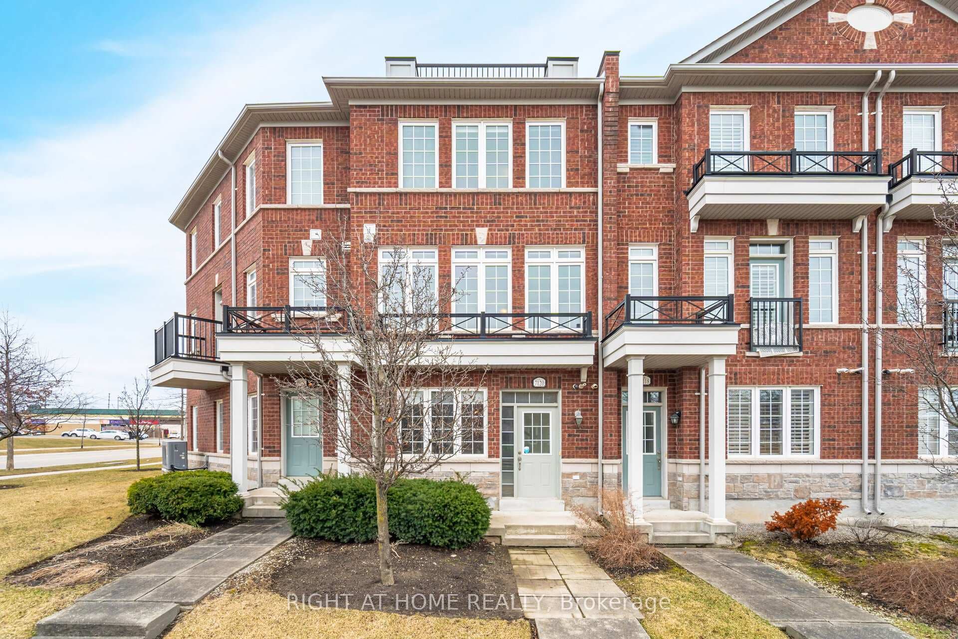 7120 Triumph Lane photo 39