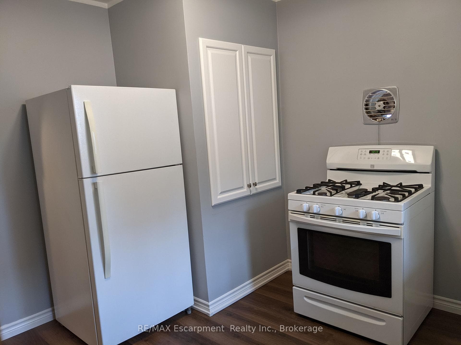 158 James Street Unit 4 photo 6