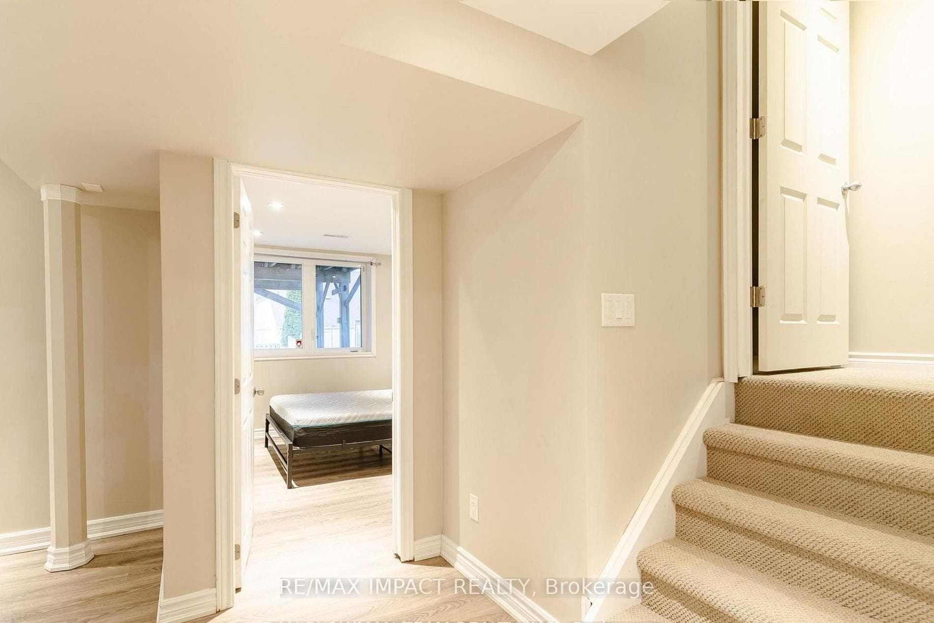 1203 Meath Drive photo 2