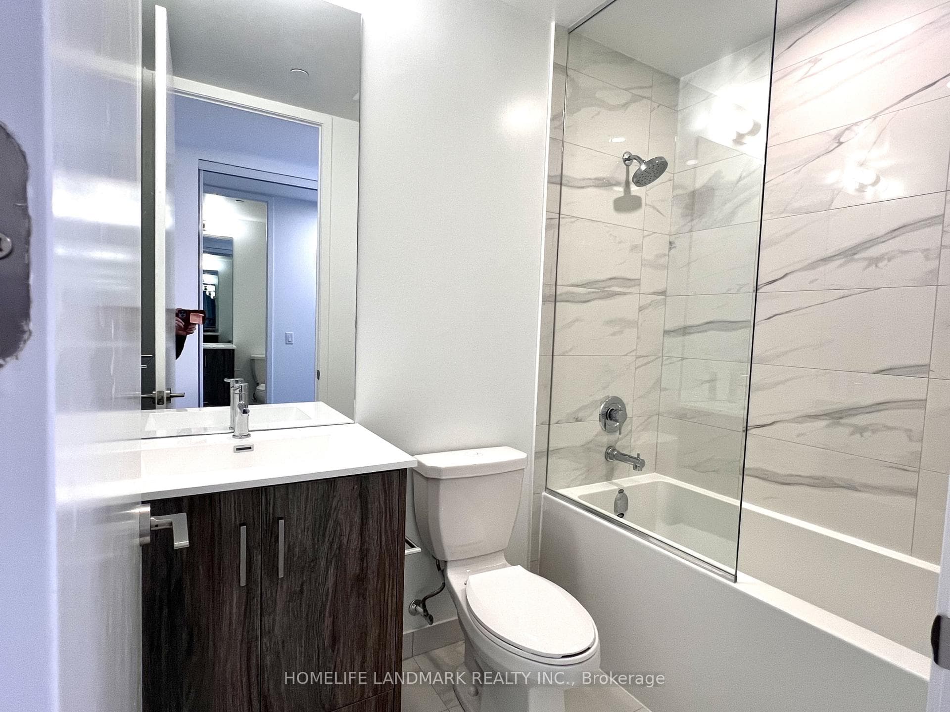 180 Front Street Unit 2306 photo 6